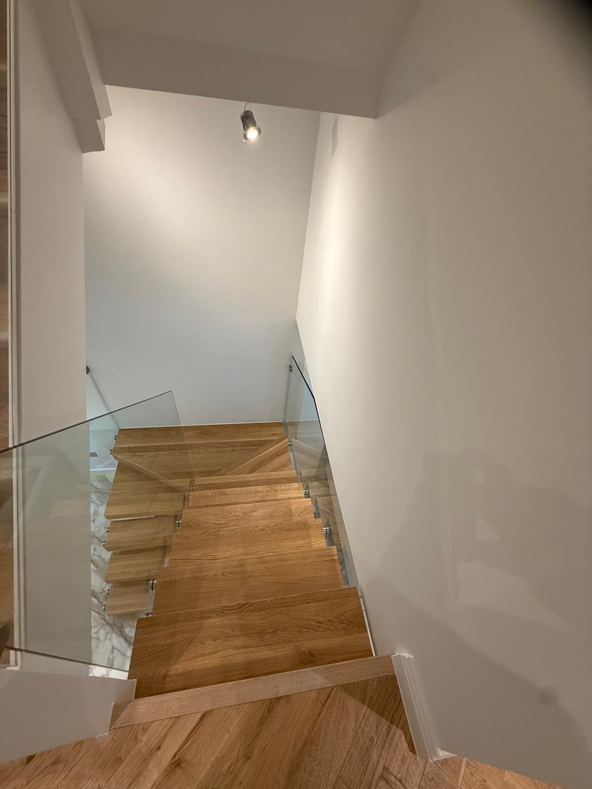 Glass Staircase - Oak Treads