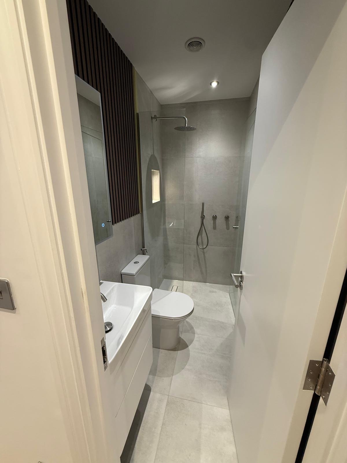 Walk-In Shower Suite