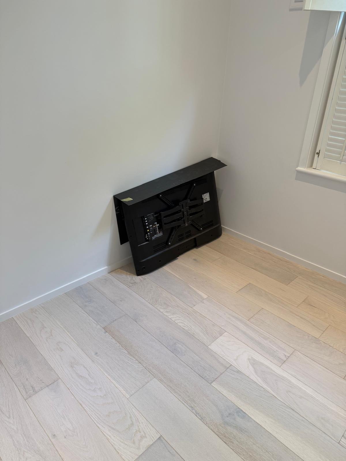 Empty Room - Pre-Finish