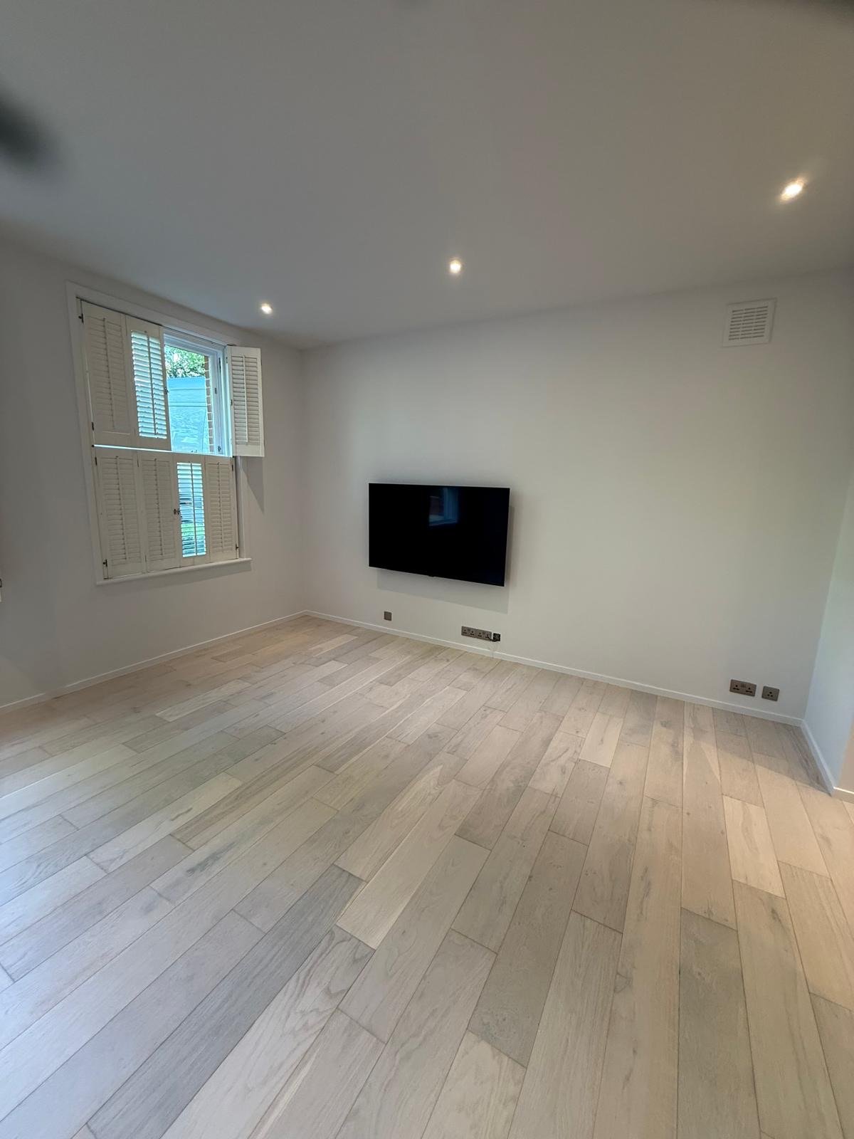 Living Room - Wall TV